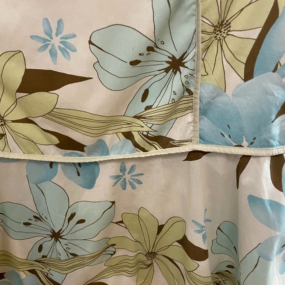 Pretty Summer Floral Skirt - Picture 2 of 2